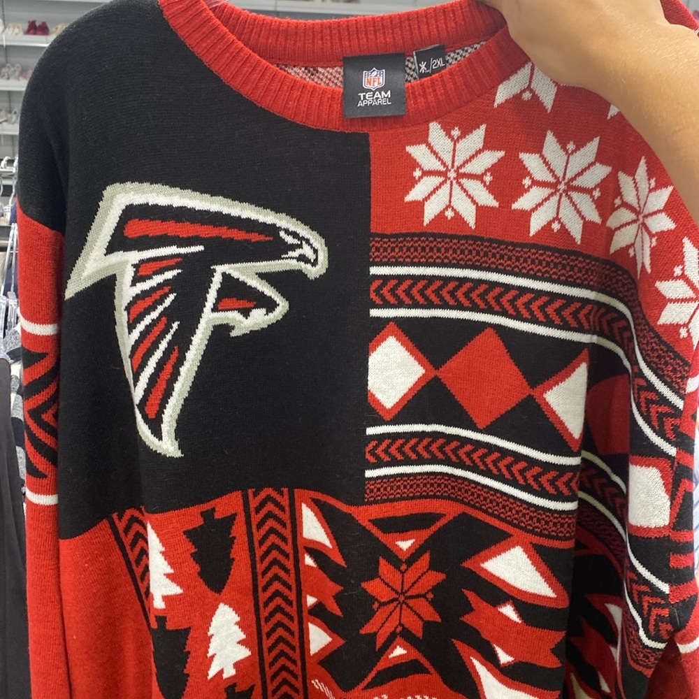 NWT Atlanta Falcons Christmas Sweater Men’s XXL team apparel
